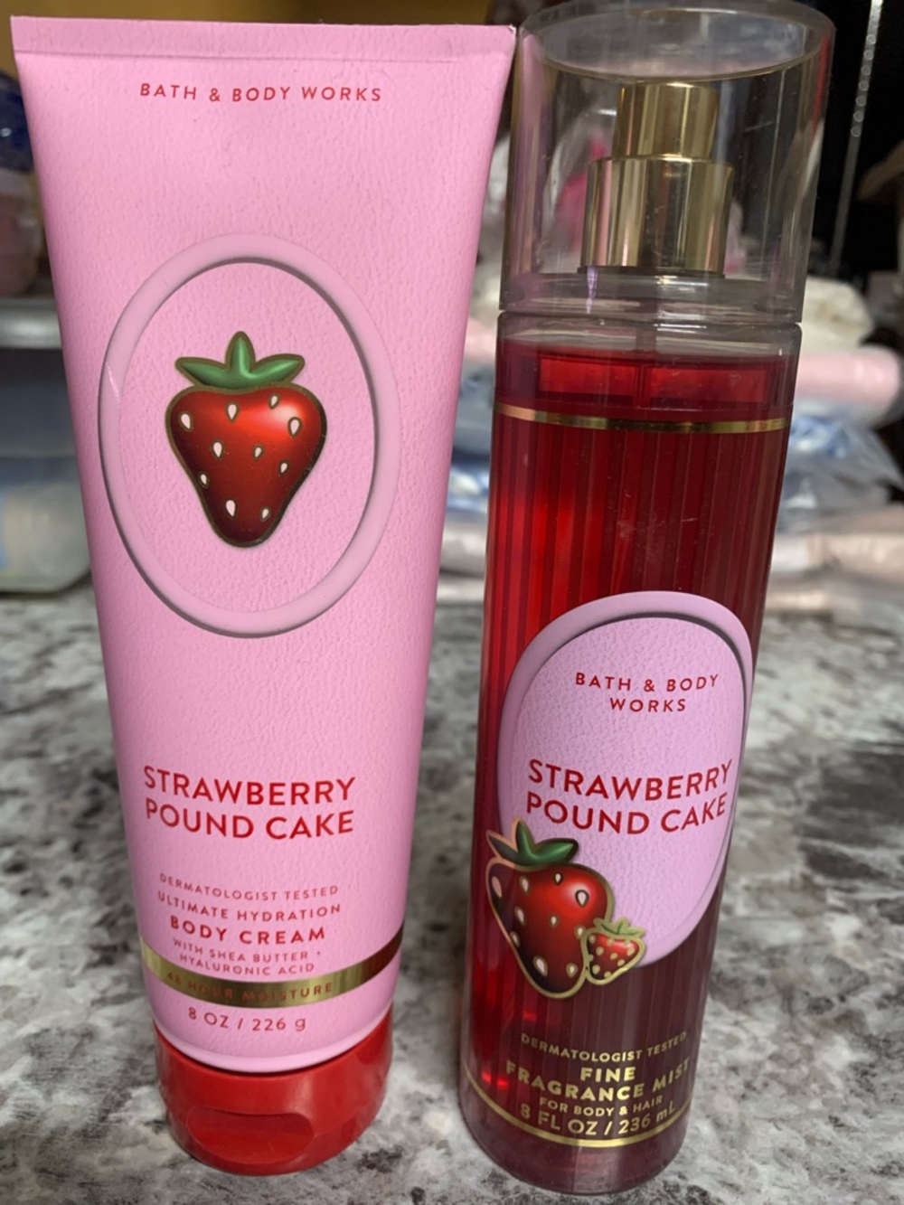 Bath & Body Works Strawberry Pound Cake Body Cream & Fragrance Mist - FULL SIZE